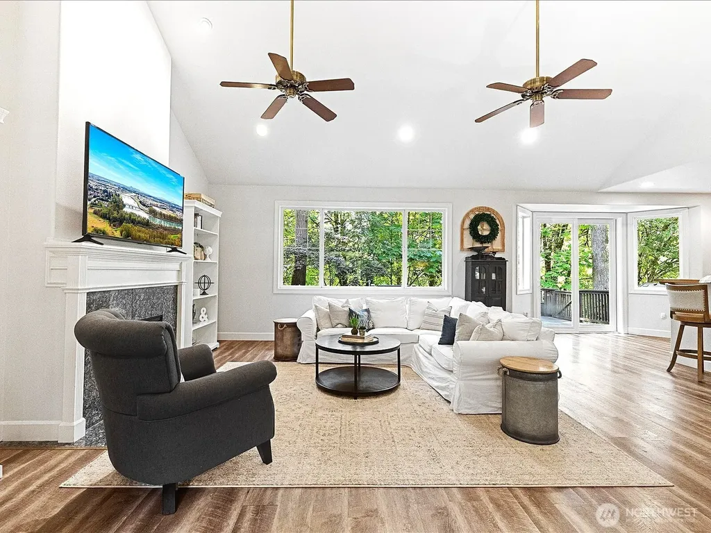 33606 Lake Joy Road Carnation WA 98014