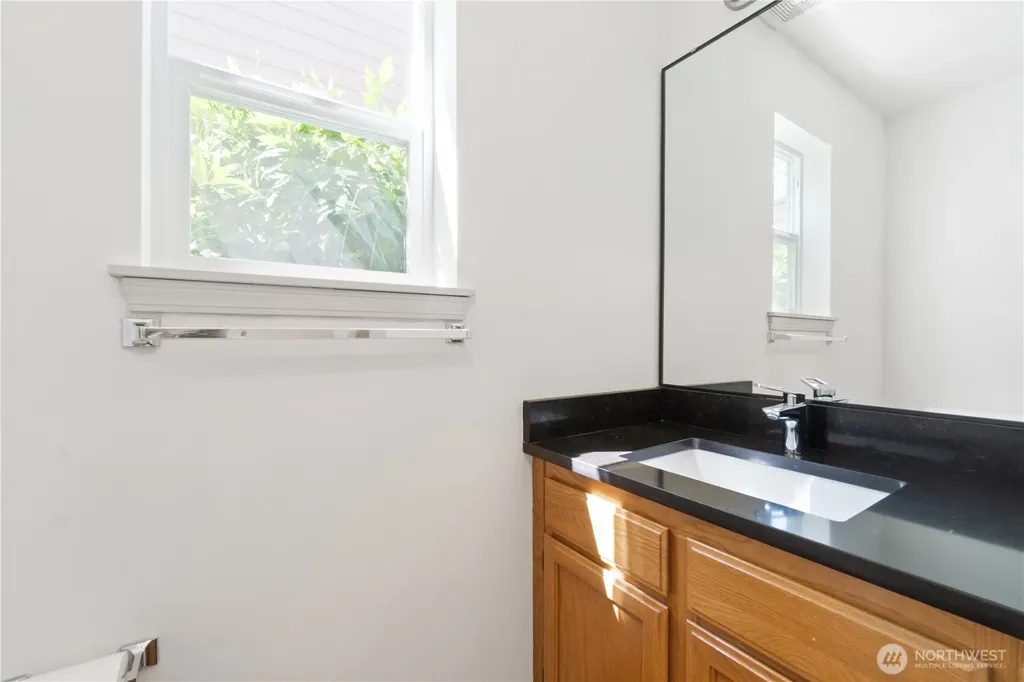 15409 51st Place W Edmonds WA 98026