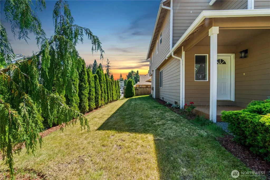 15409 51st Place W Edmonds WA 98026