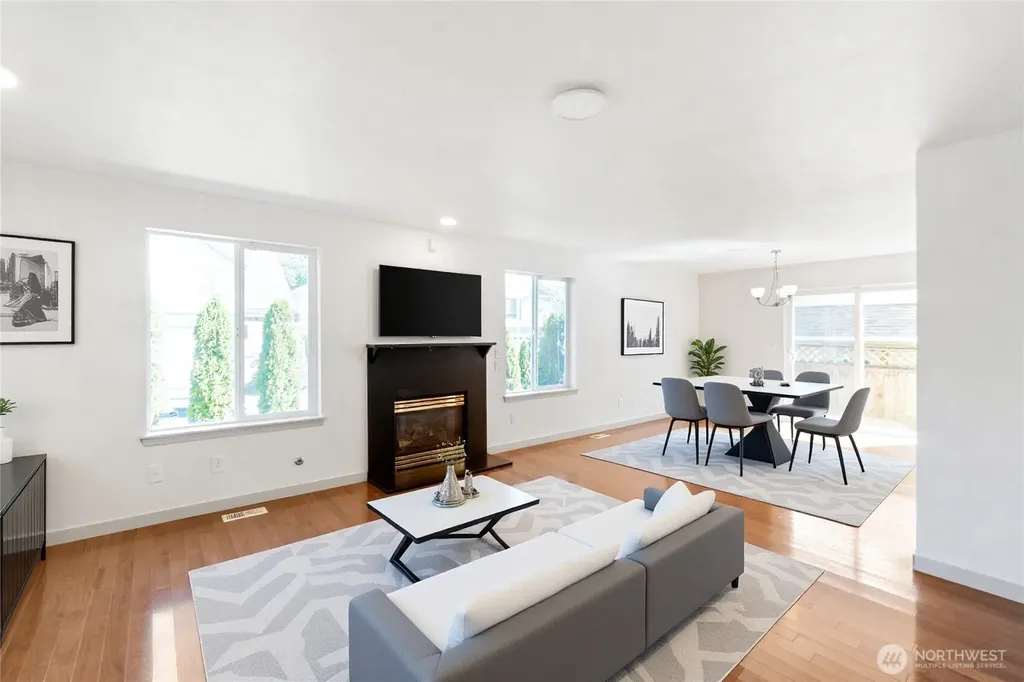 15409 51st Place W Edmonds WA 98026