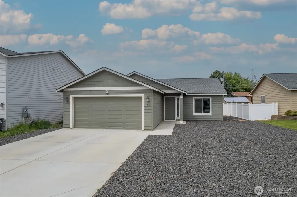 322 W 6th Street Warden WA 98857