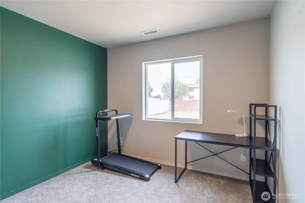 322 W 6th Street Warden WA 98857