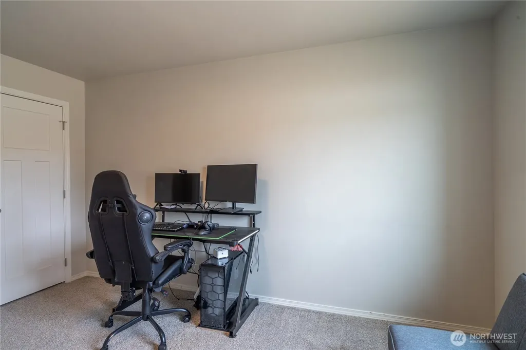 322 W 6th Street Warden WA 98857