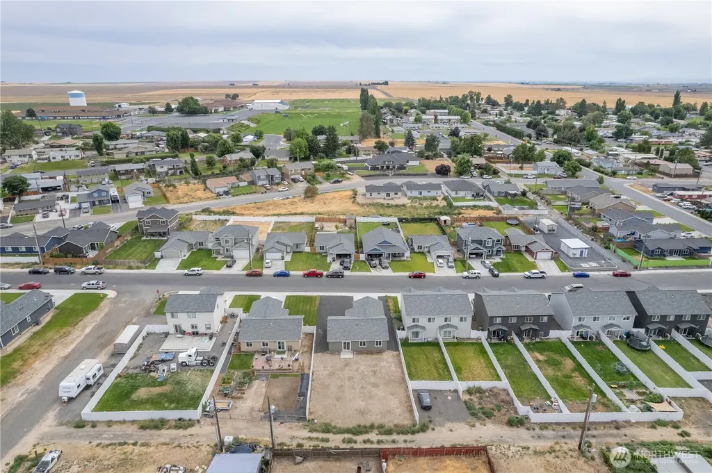 322 W 6th Street Warden WA 98857
