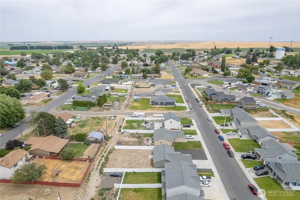 322 W 6th Street Warden WA 98857
