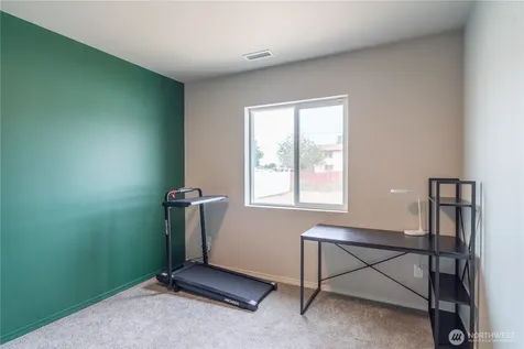 322 W 6th Street Warden WA 98857