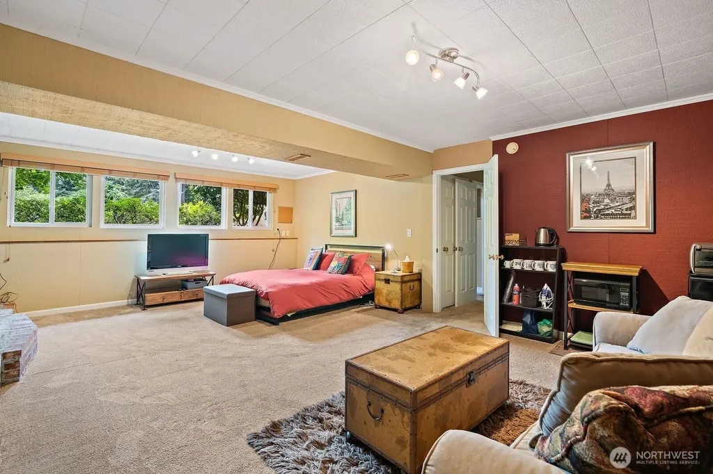 17117 NE 84th Street Redmond WA 98052