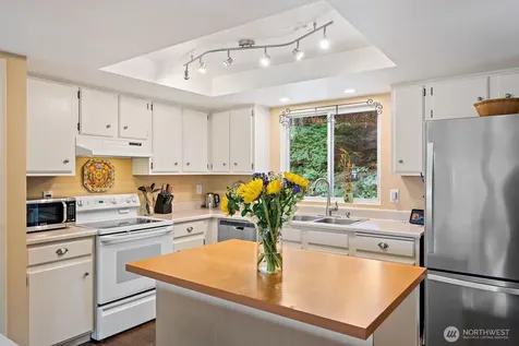 17117 NE 84th Street Redmond WA 98052