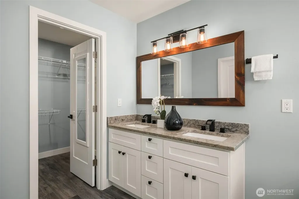 20121 Bartlett Road Bothell WA 98012