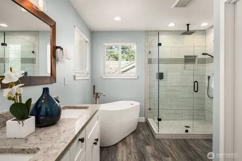 20121 Bartlett Road Bothell WA 98012