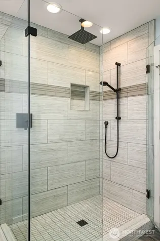 20121 Bartlett Road Bothell WA 98012