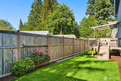 20121 Bartlett Road Bothell WA 98012
