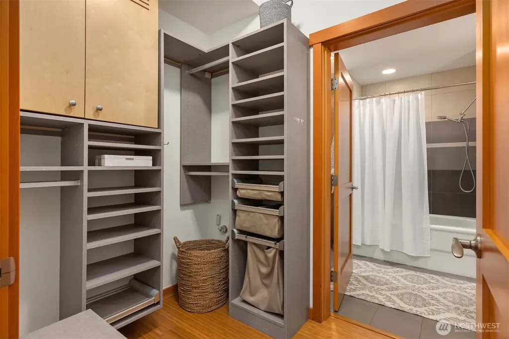 620 NE Vineyard Lane Bainbridge Island WA 98110