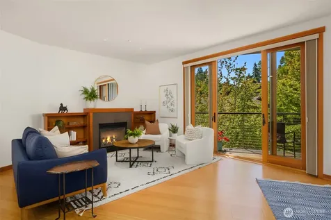 620 NE Vineyard Lane Bainbridge Island WA 98110