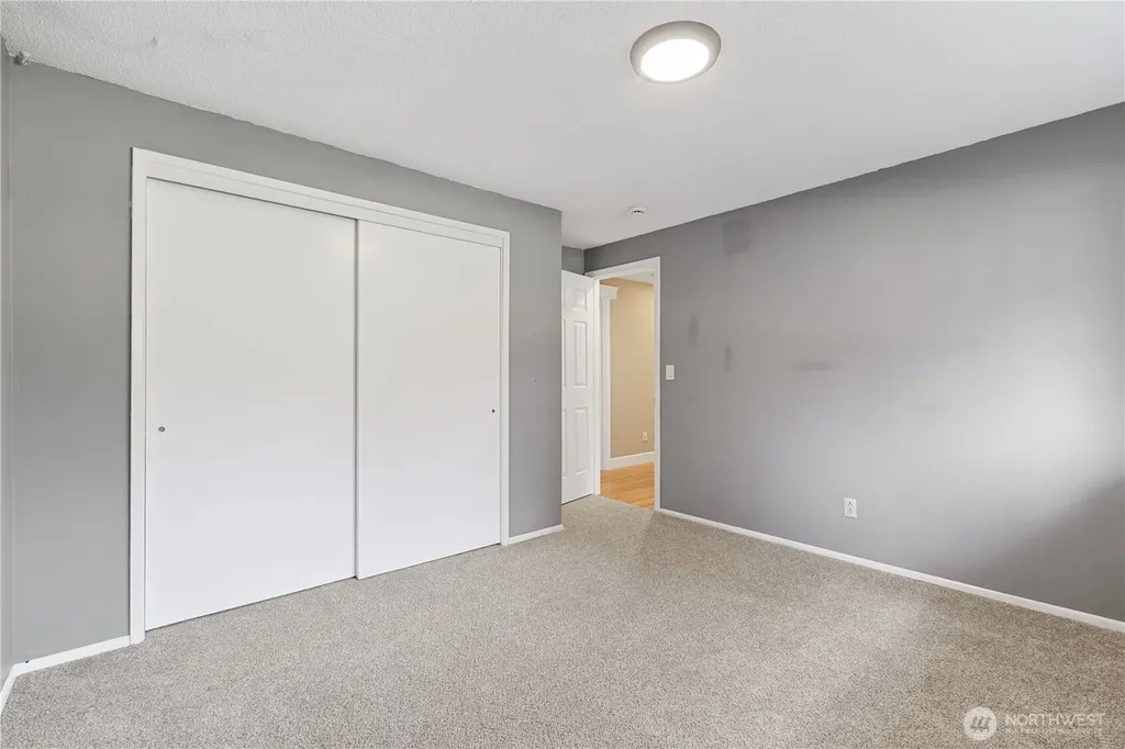 8002 55th Avenue Ct E Puyallup WA 98371