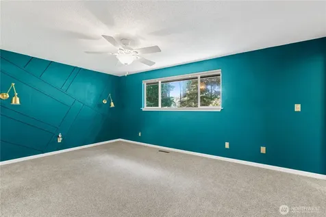 8002 55th Avenue Ct E Puyallup WA 98371