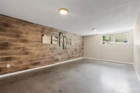 8002 55th Avenue Ct E Puyallup WA 98371