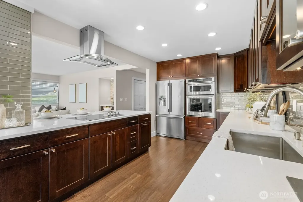 807 Lake Street S Kirkland WA 98033