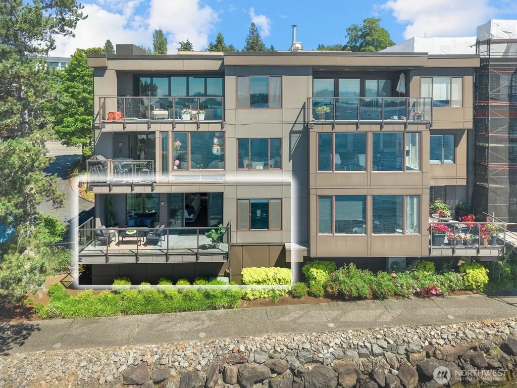 807 Lake Street S Kirkland WA 98033