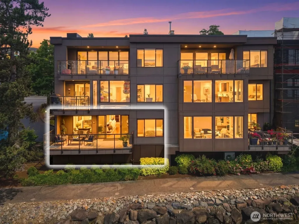 807 Lake Street S Kirkland WA 98033