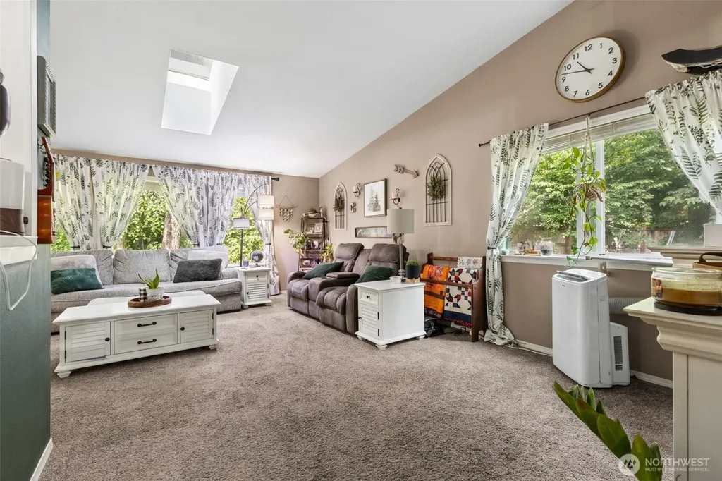 22521 Crown Circle SE Yelm WA 98597