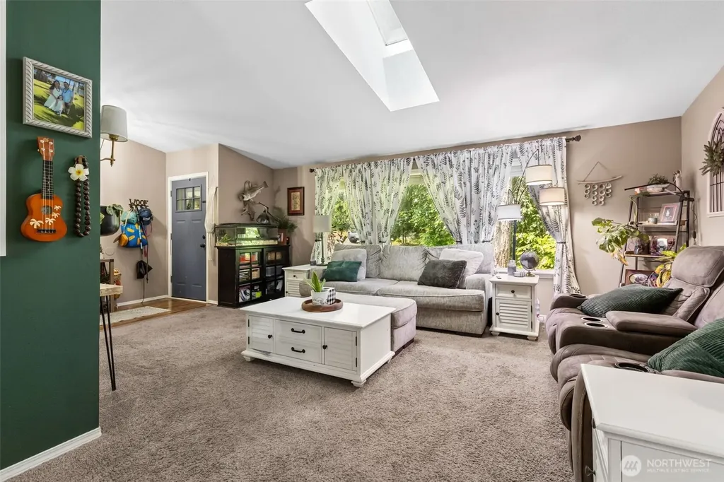 22521 Crown Circle SE Yelm WA 98597