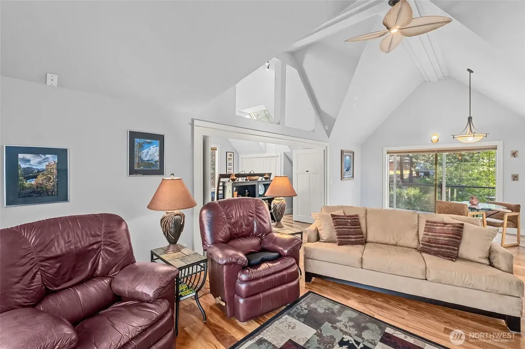 41840 Porcupine Bay Road N Davenport WA 99122