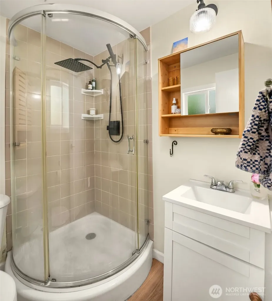 13337 25th Avenue NE Seattle WA 98125