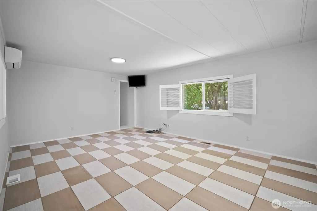 2282 Yew Street Bellingham WA 98229