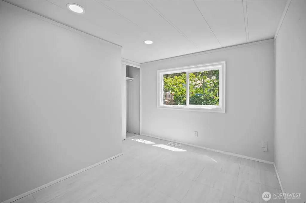 2282 Yew Street Bellingham WA 98229