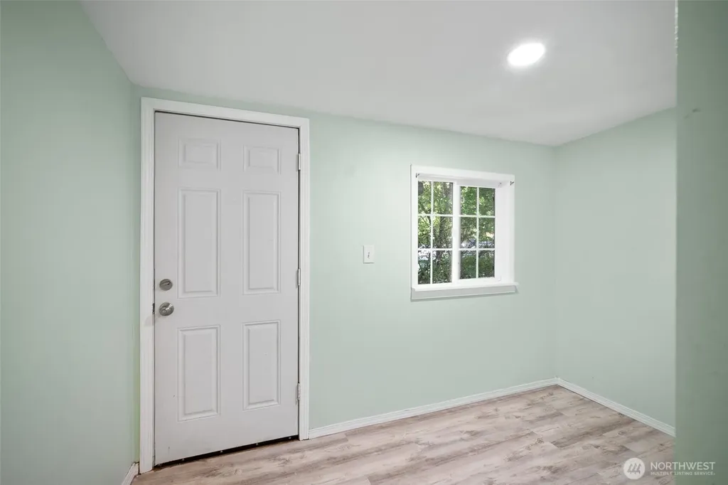 2282 Yew Street Bellingham WA 98229