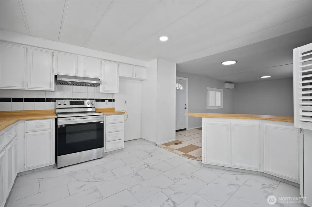 2282 Yew Street Bellingham WA 98229