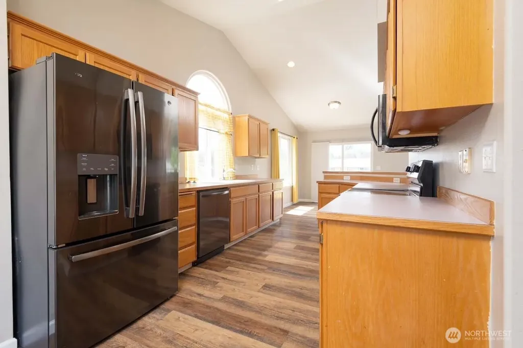16520 10th Avenue Ct E Spanaway WA 98387
