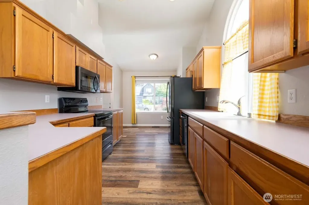 16520 10th Avenue Ct E Spanaway WA 98387