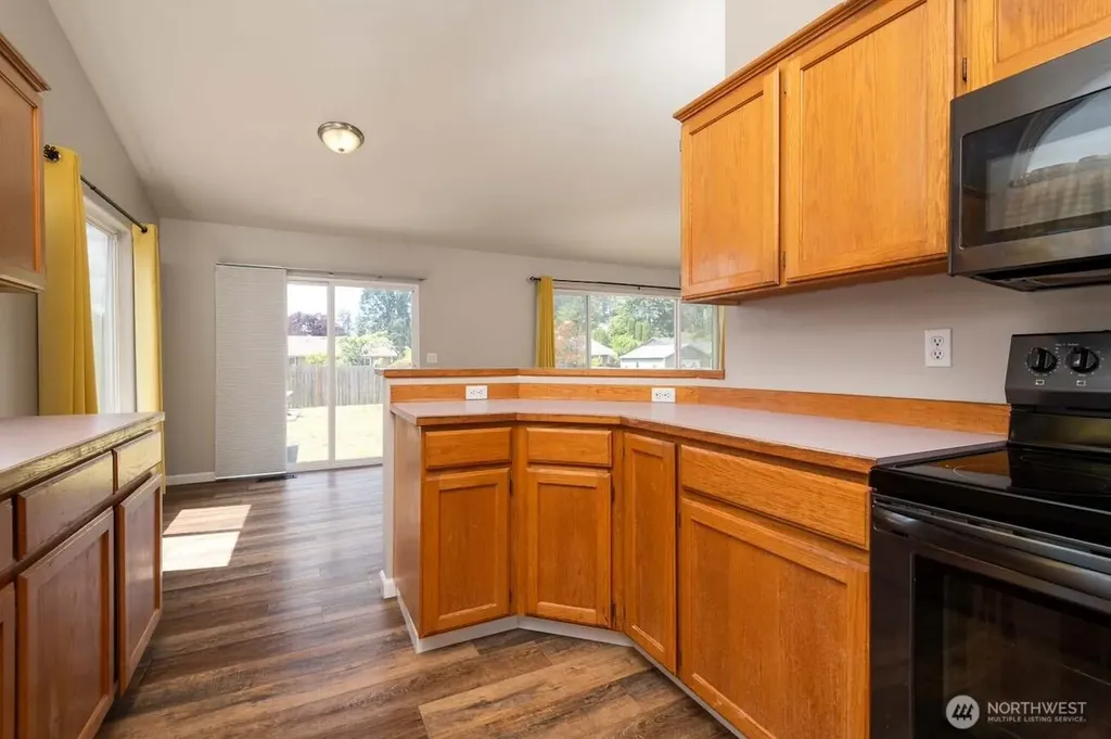 16520 10th Avenue Ct E Spanaway WA 98387