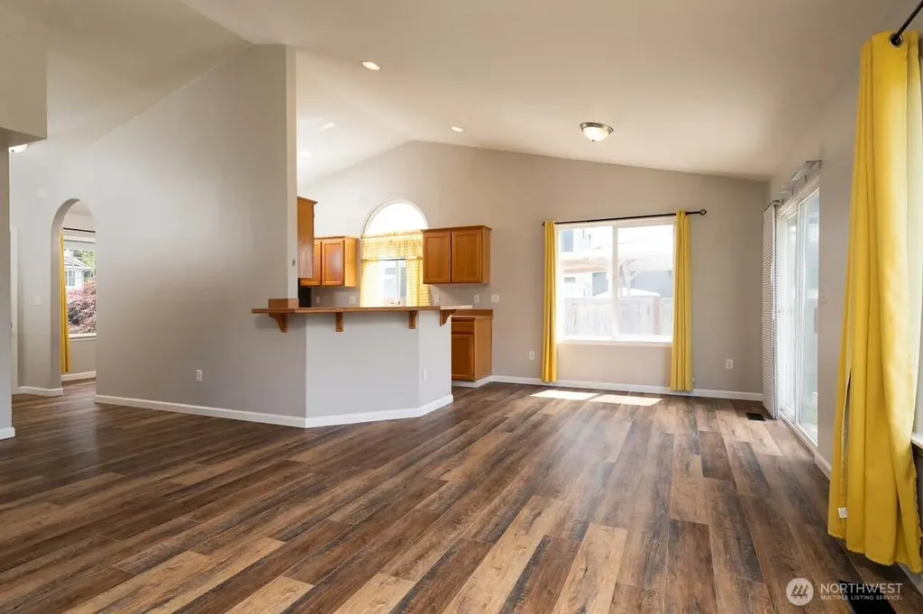 16520 10th Avenue Ct E Spanaway WA 98387