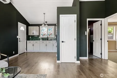 475 SE Barrington Drive Oak Harbor WA 98277