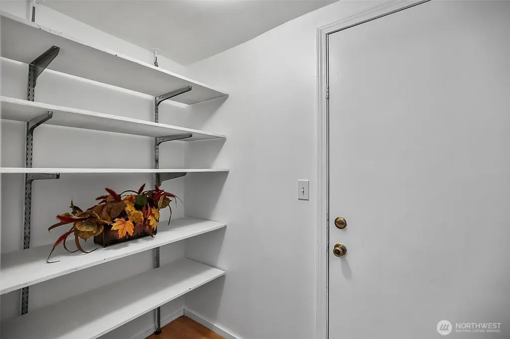 6609 Elliot Way Everett WA 98203
