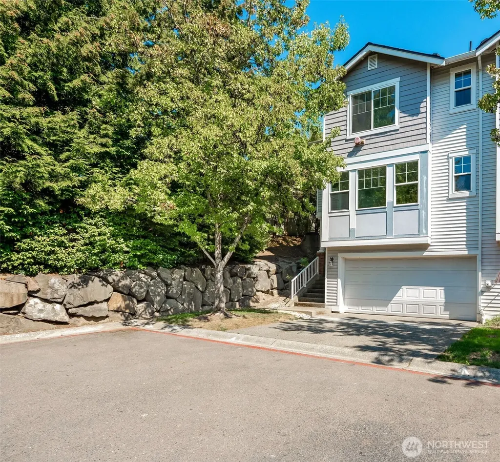 4740 Lake Place South Renton WA 98055