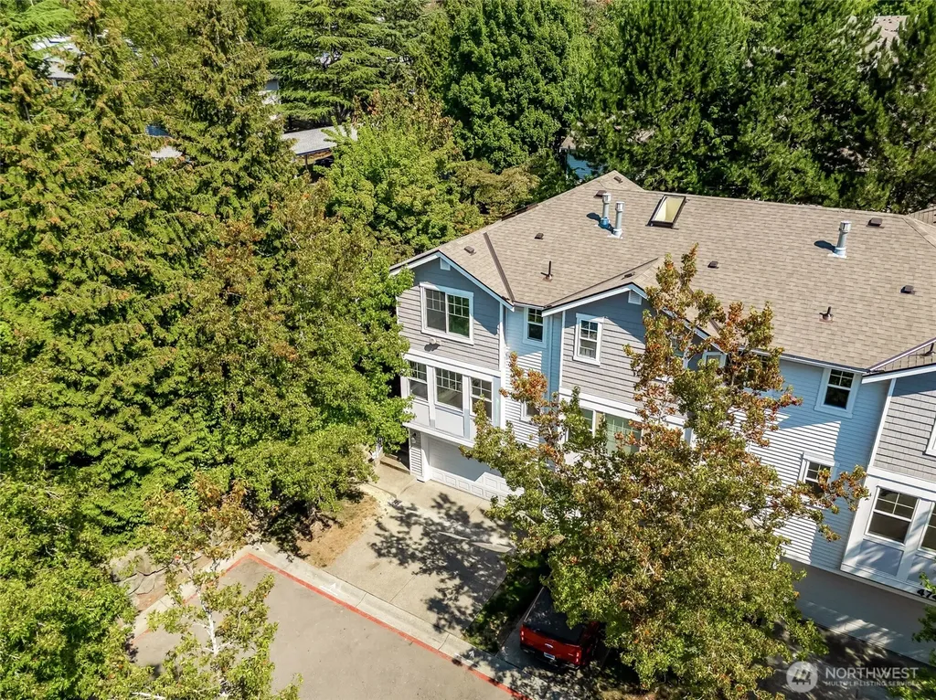 4740 Lake Place South Renton WA 98055