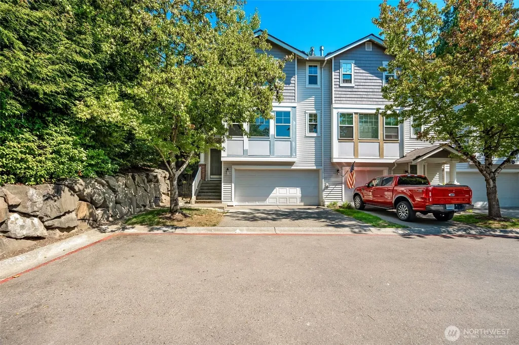 4740 Lake Place South Renton WA 98055