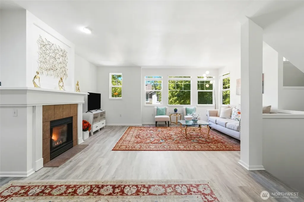 4740 Lake Place South Renton WA 98055