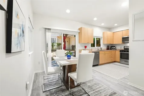 4740 Lake Place South Renton WA 98055