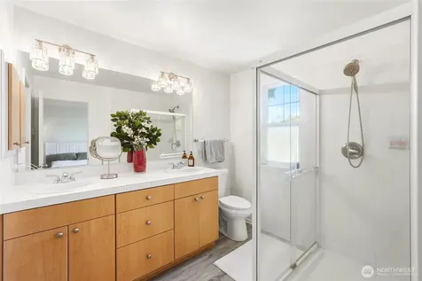 4740 Lake Place South Renton WA 98055