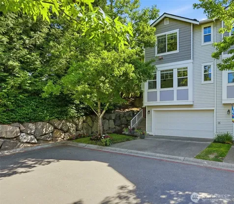 4740 Lake Place South Renton WA 98055