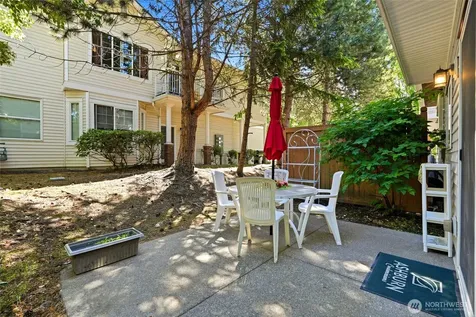 4740 Lake Place South Renton WA 98055