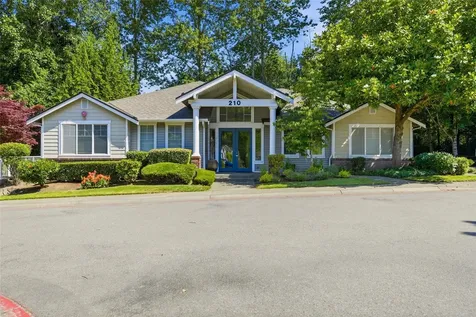 4740 Lake Place South Renton WA 98055