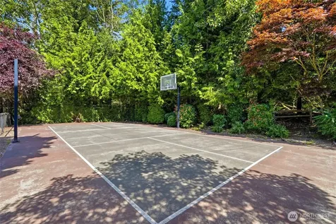 4740 Lake Place South Renton WA 98055