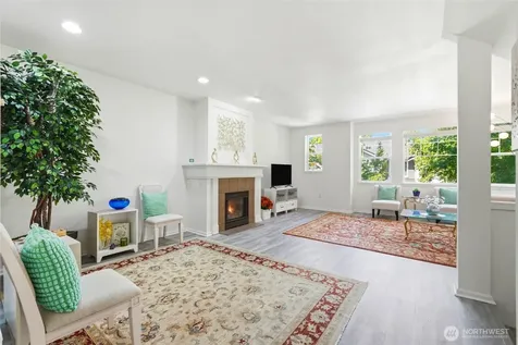 4740 Lake Place South Renton WA 98055