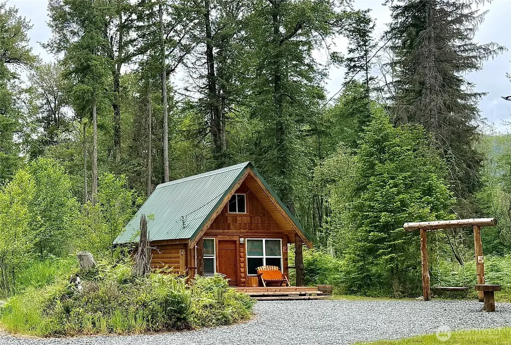 277 Skate Creek Road N Ashford WA 98304